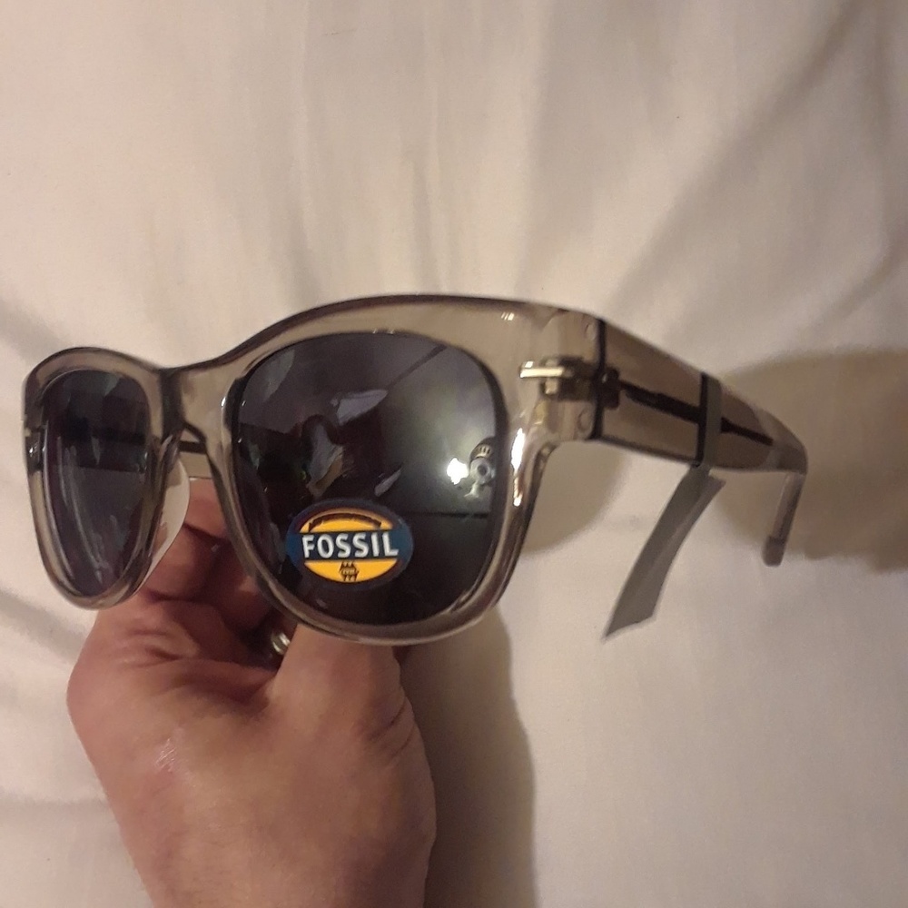 Brand New Fossil Polarized  Sunglasses